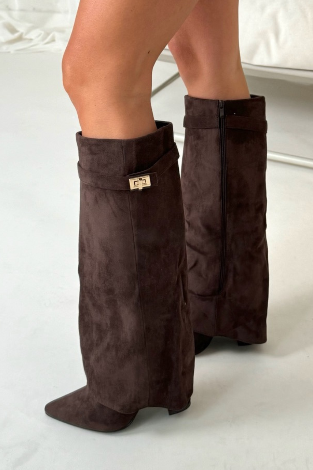 Zola | Bottes hautes en daim à rabat