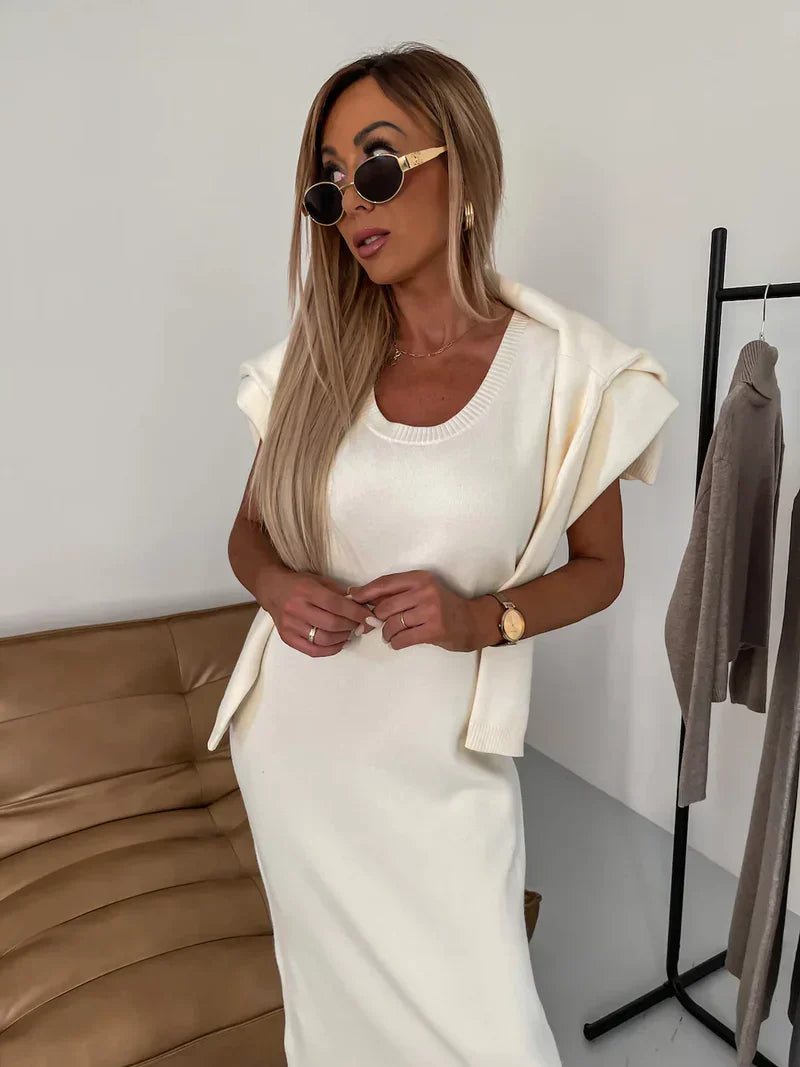 Romee - Robe en maille à col roulé 