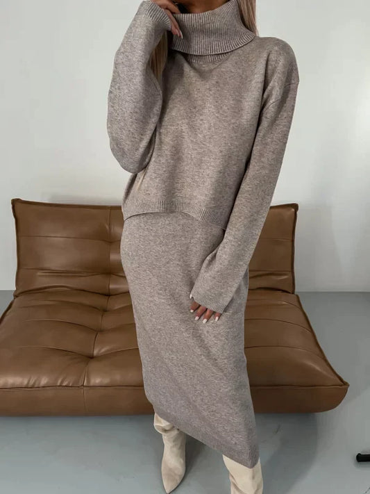 Romee - Robe en maille à col roulé 
