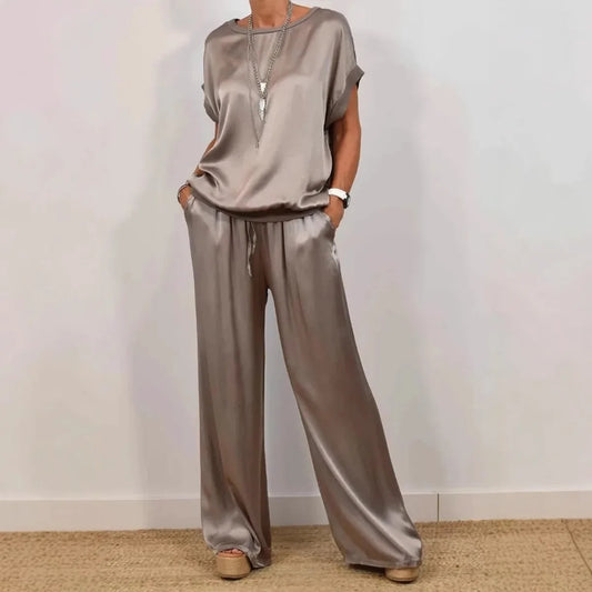Ensemble élégant en satin Noémie 