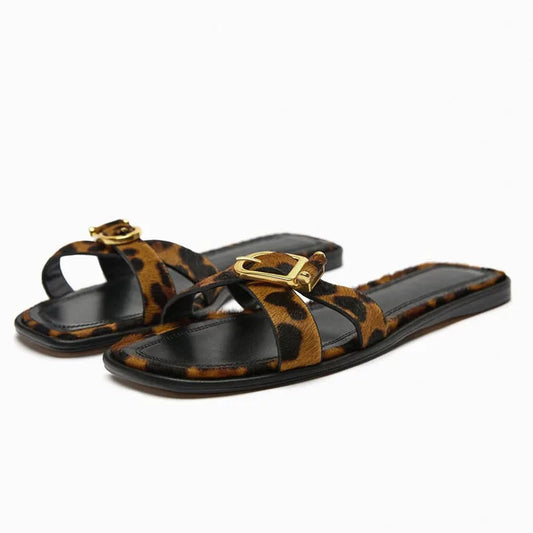 Pantoufles d'été en cuir Lois